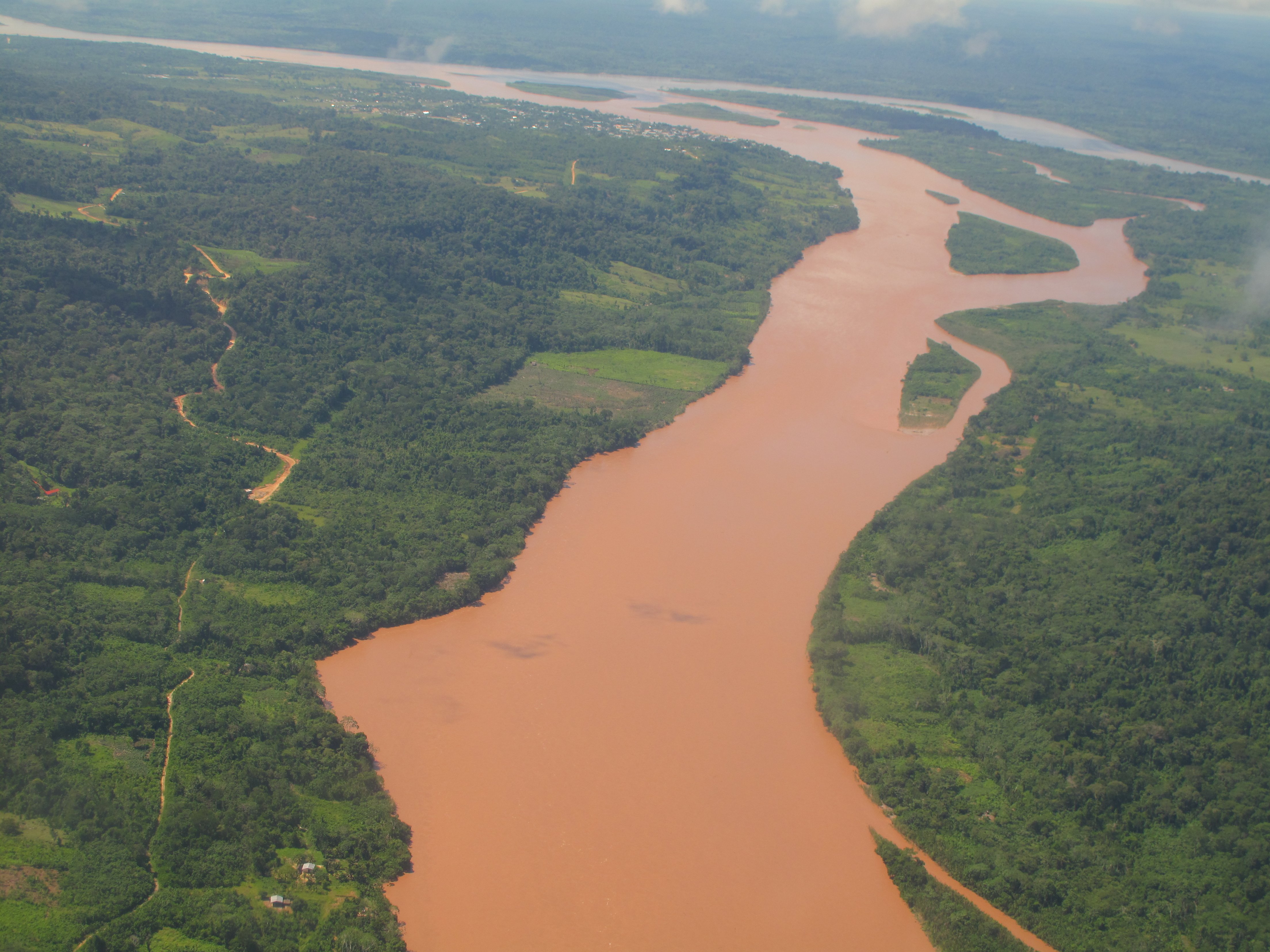 Atalaya_%28Peru%29_Rios_Tambo%2BUcayali.jpg